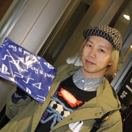 【PS4発売特集】たくさんの笑顔がここに集まりました　― 渋谷量販店でも7時から販売スタート！70人のユーザーが全員でカウントダウン