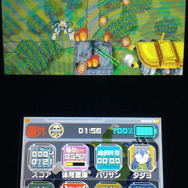 自機の武装は「WIDE」「X-SHOT」「SIDE」の3種類の「ショット」と近接武器の「ソード」「シールド」が基本装備で、それぞれボタンとタッチパネルによる切り替えで使用できます