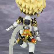 『P4U』のアイギスとエリザベスが、可愛い稼働フィギュアに大変身 ─ 彼女たちの音声が再生される、耳にも嬉しい機能も