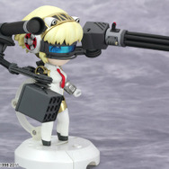 『P4U』のアイギスとエリザベスが、可愛い稼働フィギュアに大変身 ─ 彼女たちの音声が再生される、耳にも嬉しい機能も