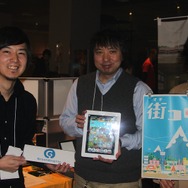 左からコアゲームス米田氏、グランディング二木氏、コアゲームス花屋氏