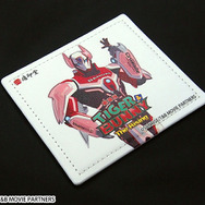 痛印堂と「劇場版 TIGER & BUNNY -The Rising-」がコラボ ― 名前など好きな文字を入れられる完全受注生産「痛印」発売決定