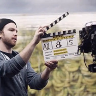 5000本近いバナナが使われた「『ドンキーコングトロピカルフリーズ』バナナマニアコンテスト」、舞台裏映像が登場