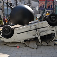 『Jスターズ ビクトリーバーサス』悟空 vs ルフィの迫力シーンを再現した巨大フィギュアが渋谷PARCO公園通り広場に登場