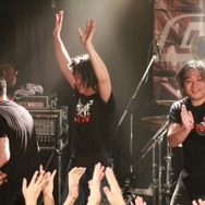 2 Nights 2 Remember！新曲2つが披露された「Crush40 - Live In Tokyo 2014」レポート