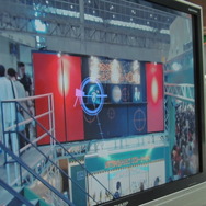 【ニコニコ超会議3】実物のマンホールにお腹に刺さる電話まで…子どもから大人までワクワクするNTTが描く超未来