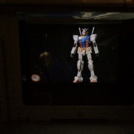 ガンダム大地に立つ!