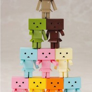 持ち歩けるキュートなダンボー登場！ 全長30mmのカラフルなミニフィギュアが10月発売