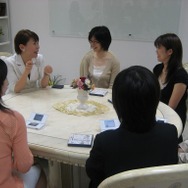 『私のハッピーマナーブック』を使ったマナー講習会が開催