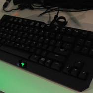 日本語配列T.E。一部が光る。