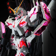 ep7に登場する赤いサイコフレームのMG「フルアーマー・ユニコーンガンダム」が発売決定