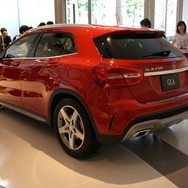 メルセデスベンツ GLA