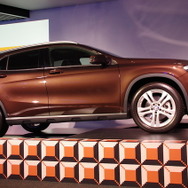 メルセデスベンツ GLA