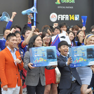 『FIFA14』でW杯をシミュレーション！？前園真聖、ピース又吉直樹、綾部祐二、水沢アリーらが参加