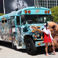 【E3 2014】イカしたトレーラーが街を走行?! 『Sunset Overdrive』仕様のバスを発見