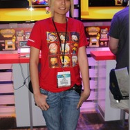 【E3 2014】続・会場で見つけたコンパニオンのお姉さまたち