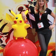 【E3 2014】続・会場で見つけたコンパニオンのお姉さまたち