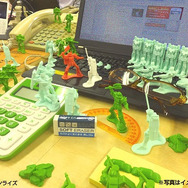 機動戦士ガンダム~机の上が1年戦争になる?!~