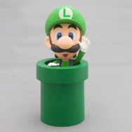 土管からひょっこり顔を出してみたり