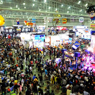 スマートフォンと同サイズの携帯ゲーム機に子どもたちも夢中