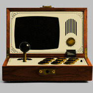 スウェーデンのクラフトマンが創る、天然素材使用の高級携帯ゲーム機