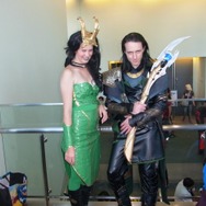 会場は大混雑!米国アニメエキスポ2014で見かけたコスプレイヤーたち(3日目)