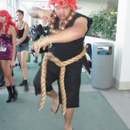 会場は大混雑!米国アニメエキスポ2014で見かけたコスプレイヤーたち(3日目)