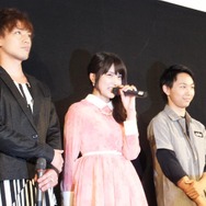 劇場版「青鬼」の舞台挨拶にて、AKB48・入山杏奈の笑顔が飛び出す ─ 「7000人だと立ち見がいっぱいですね」
