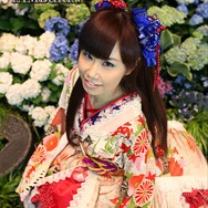 オープニング曲を「LOVERIN TAMBURIN」が担当