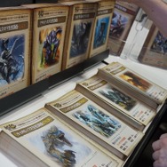「モンスターハンター展」の内部に潜入!初代『MH』構想時の資料やUSJによる造形物などがビッシリ!