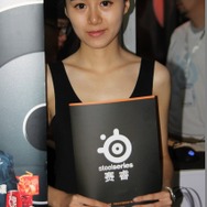 【China Joy 2014】雨の上海、でも熱気十分の会場でお出迎え、美女コンパニオン二日目編