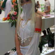 【China Joy 2014】雨の上海、でも熱気十分の会場でお出迎え、美女コンパニオン二日目編