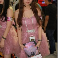 【China Joy 2014】雨の上海、でも熱気十分の会場でお出迎え、美女コンパニオン二日目編