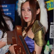 【China Joy 2014】雨の上海、でも熱気十分の会場でお出迎え、美女コンパニオン二日目編