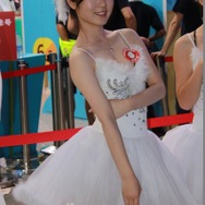 【China Joy 2014】雨の上海、でも熱気十分の会場でお出迎え、美女コンパニオン二日目編