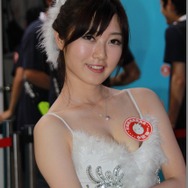 【China Joy 2014】雨の上海、でも熱気十分の会場でお出迎え、美女コンパニオン二日目編