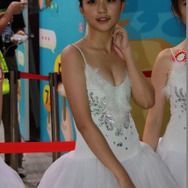 【China Joy 2014】雨の上海、でも熱気十分の会場でお出迎え、美女コンパニオン二日目編