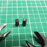 左がアルティメットニッパーの、右が通常の断面