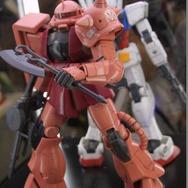 【China Joy 2014】中国のガンダムファンが集結!? 久遊網ブースではザク頭部がお出迎え