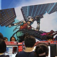 【China Joy 2014】中国のガンダムファンが集結!? 久遊網ブースではザク頭部がお出迎え