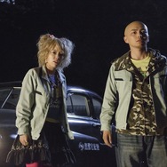 来月公開の「劇場版 零～ゼロ～」に、人気漫画「黒鷺死体宅配便」の唐津と槙野がコラボ出演