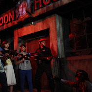 生還した記者、0人なり!ショットガン持って、USJ「バイオハザード・ザ・リアル2」のゾンビに突撃してみた