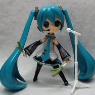 マイクの塗装はできませんでした……