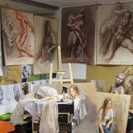 学校の美術部のようです