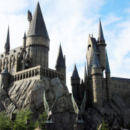 【USJ体験レポ】「ハリポタ」が盛況すぎて、夏休みは特別ライトアップ&営業延長