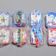 1回200円、全8種