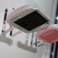 【SCEJA PC 14】メタルスライムのPS4本体とPS Vitaの新カラーをチェック