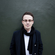 プロデューサー Nick Dwyer