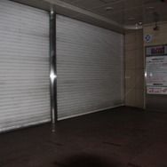 【Xbox One発売】午前2時の池袋は人影なし