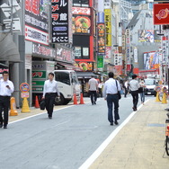 【Xbox One発売】新宿はいつもと変わらぬ朝を迎えた